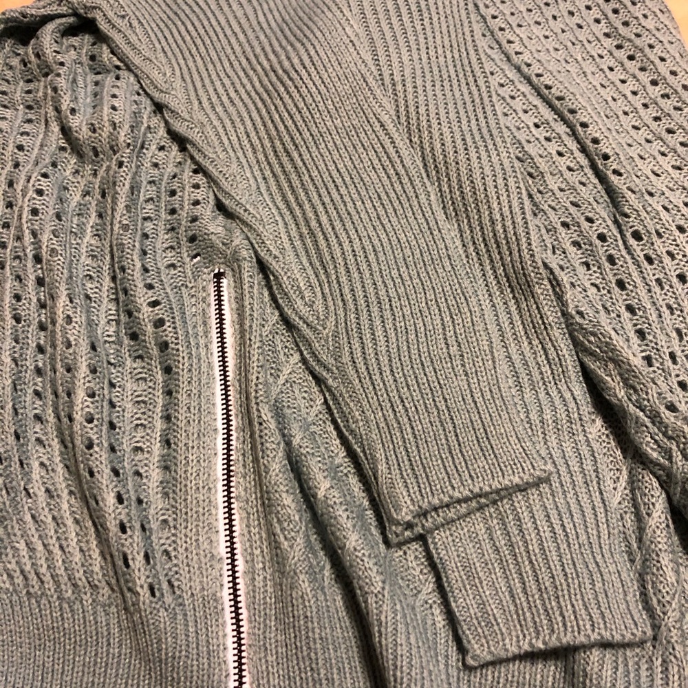 Knit Pattern Oversized Sweater - Picture 7 of 8